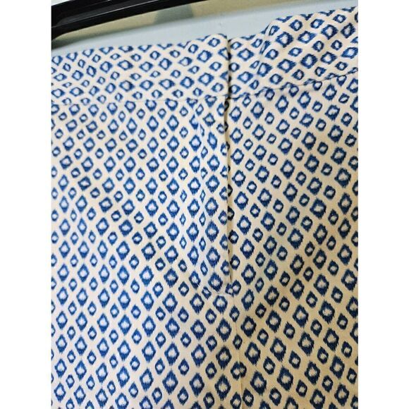 Izod blue and off white shorts. Size 14. - Picture 2 of 5